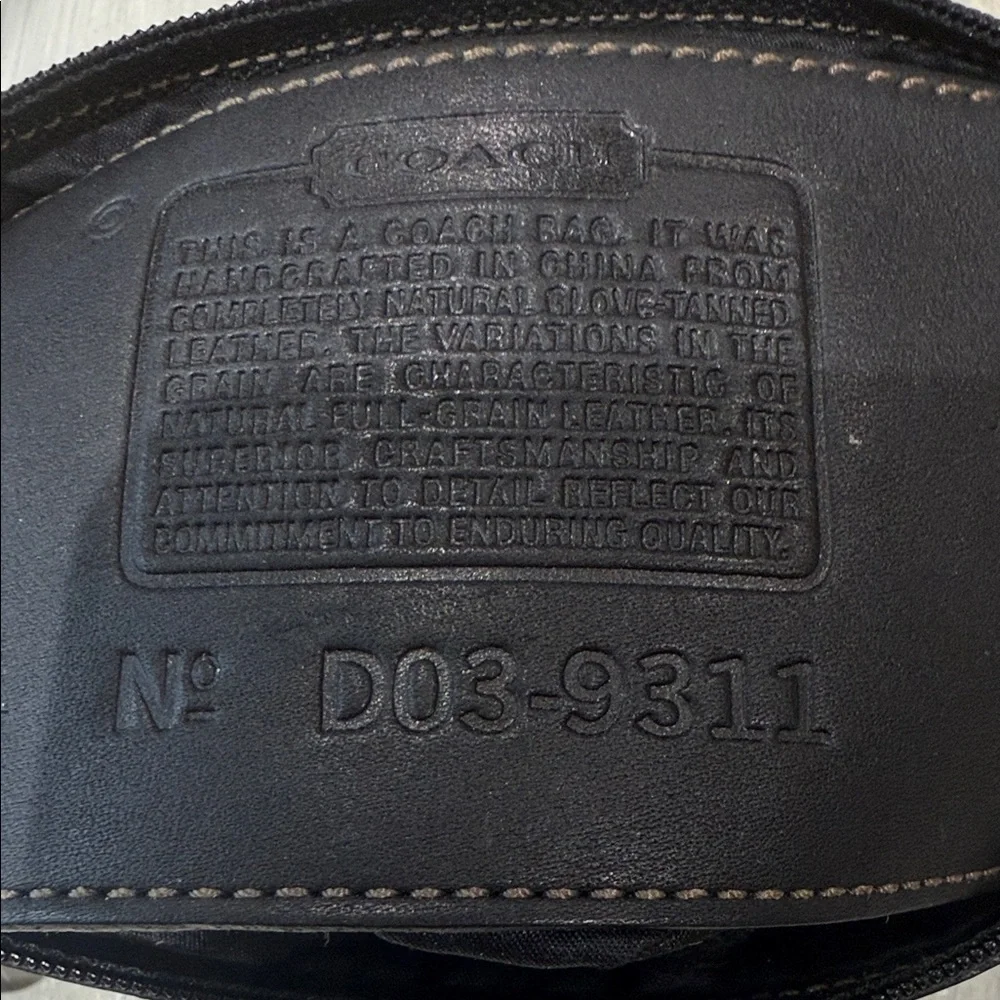 Vintage Coach SoHo Large Black Leather Wristlet Clutch- EUC